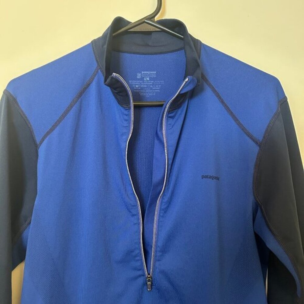 Patagonia navy/royal blue performance half-zip sz L - Picture 5 of 8